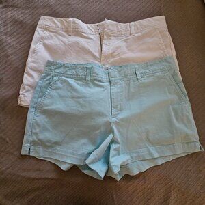 GAP Women's Shorts Set of 2 Size 12 PLEASE READ DESCRIPTIONS!!